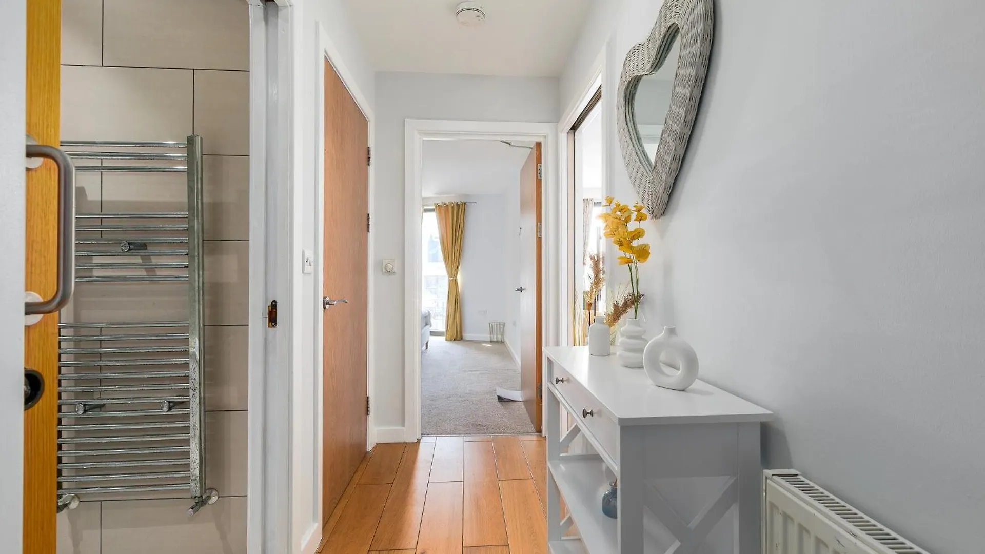 1 Bedroom Apartment Near City Airport London